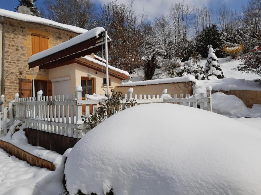 Joli Gite Rural Dans Un Havre De Paix Saint-Bonnet-le-Troncy Exterior foto