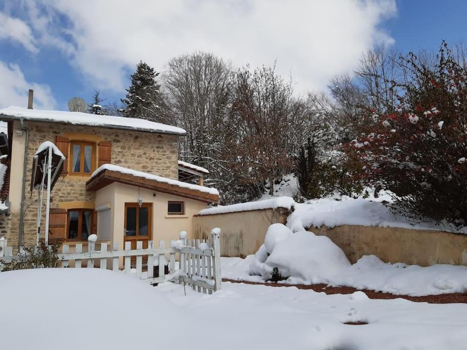 Joli Gite Rural Dans Un Havre De Paix Saint-Bonnet-le-Troncy Exterior foto