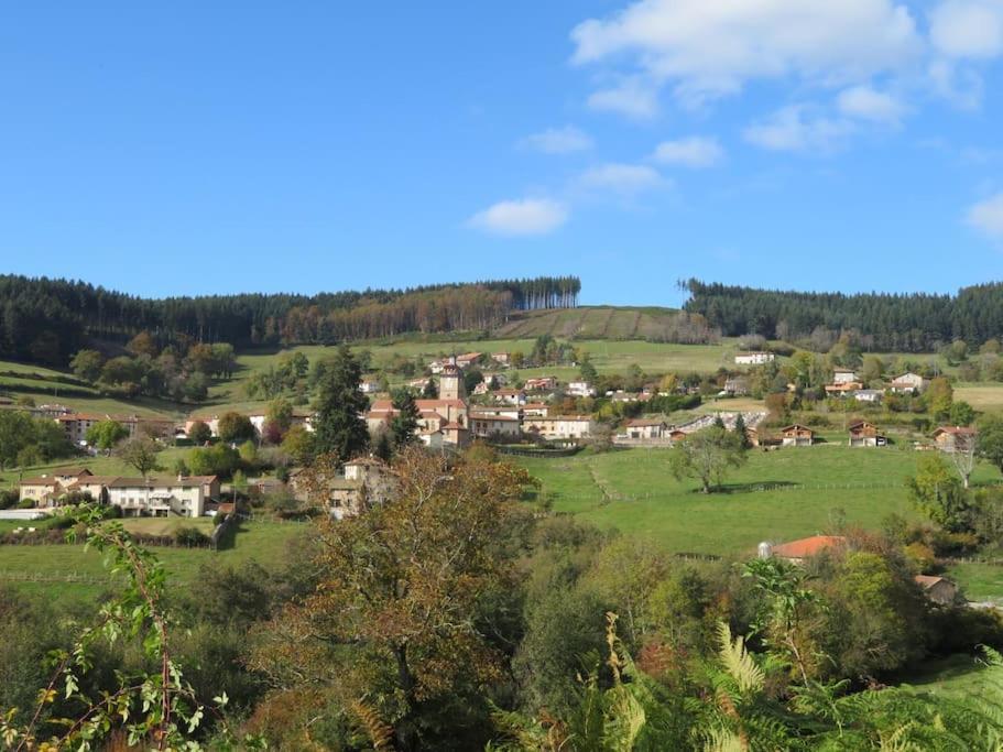 Joli Gite Rural Dans Un Havre De Paix Saint-Bonnet-le-Troncy Exterior foto