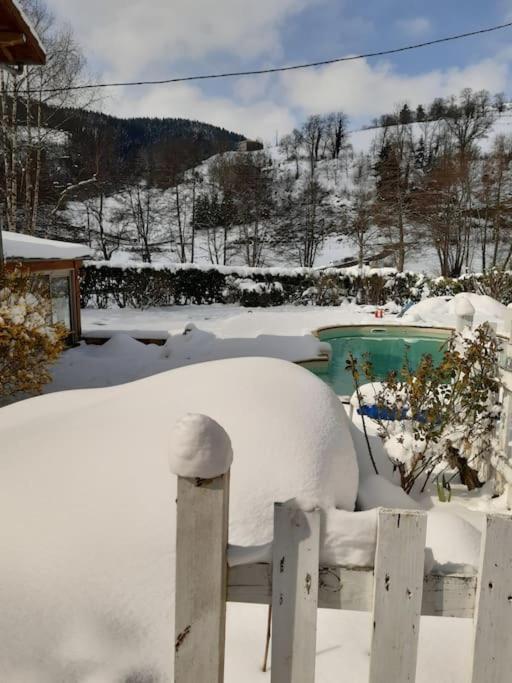 Joli Gite Rural Dans Un Havre De Paix Saint-Bonnet-le-Troncy Exterior foto