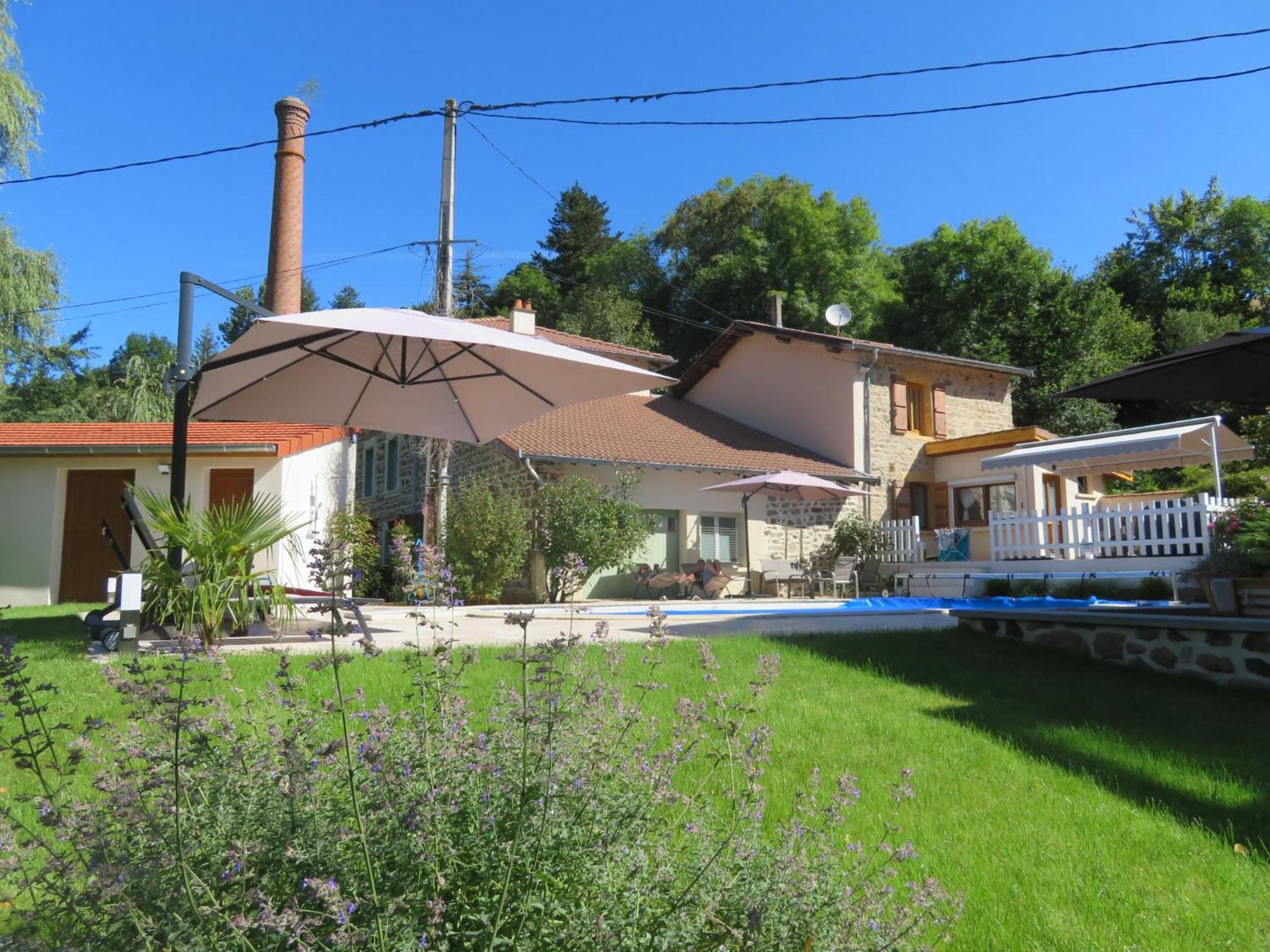 Joli Gite Rural Dans Un Havre De Paix Saint-Bonnet-le-Troncy Exterior foto