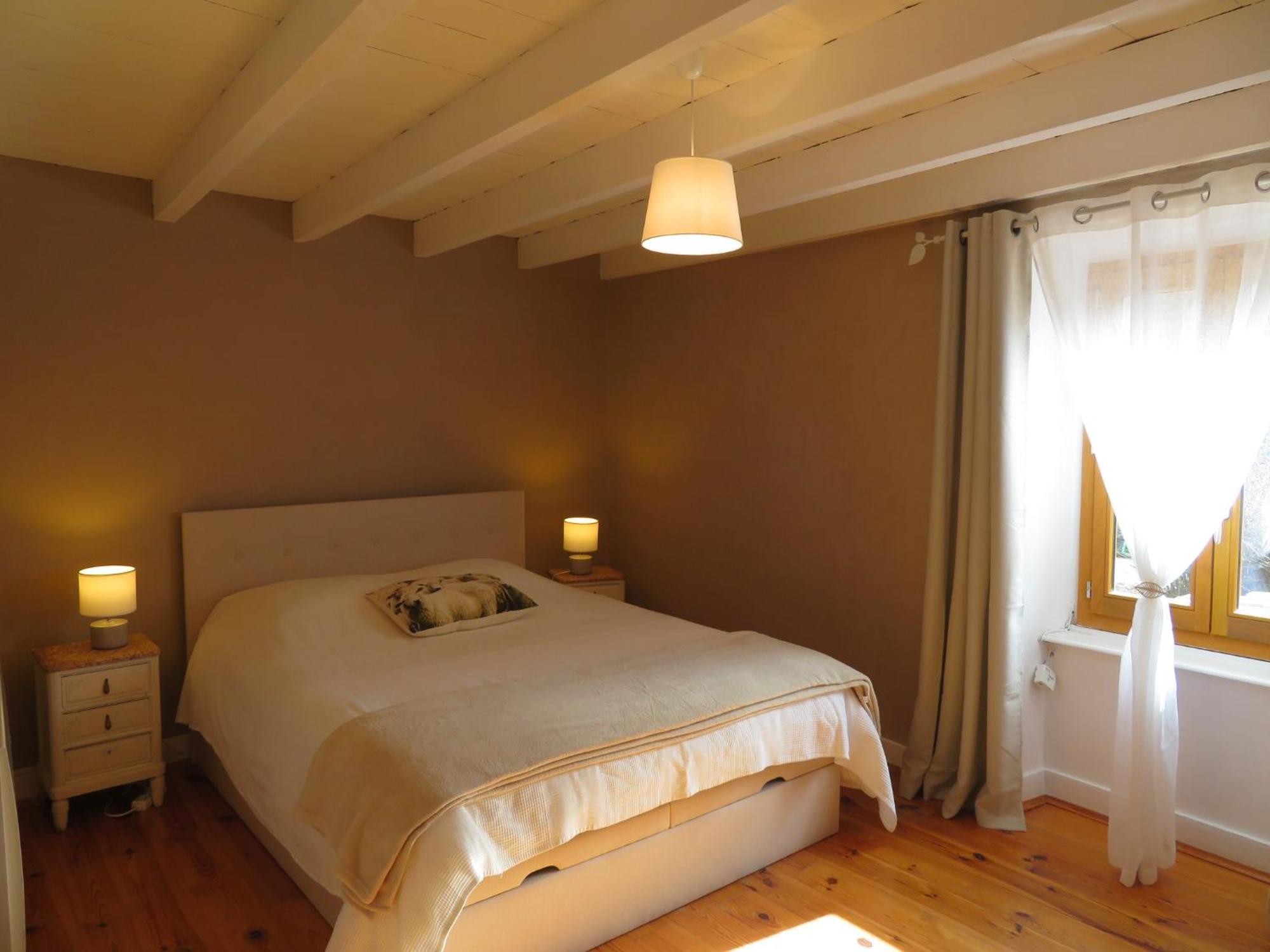 Joli Gite Rural Dans Un Havre De Paix Saint-Bonnet-le-Troncy Exterior foto